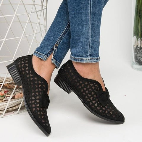 Flache Schuhe mit spitzer Zehenpartie für Damen – Bowtie