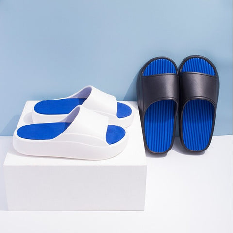 Breathable and comfortable clawdz™ sandals
